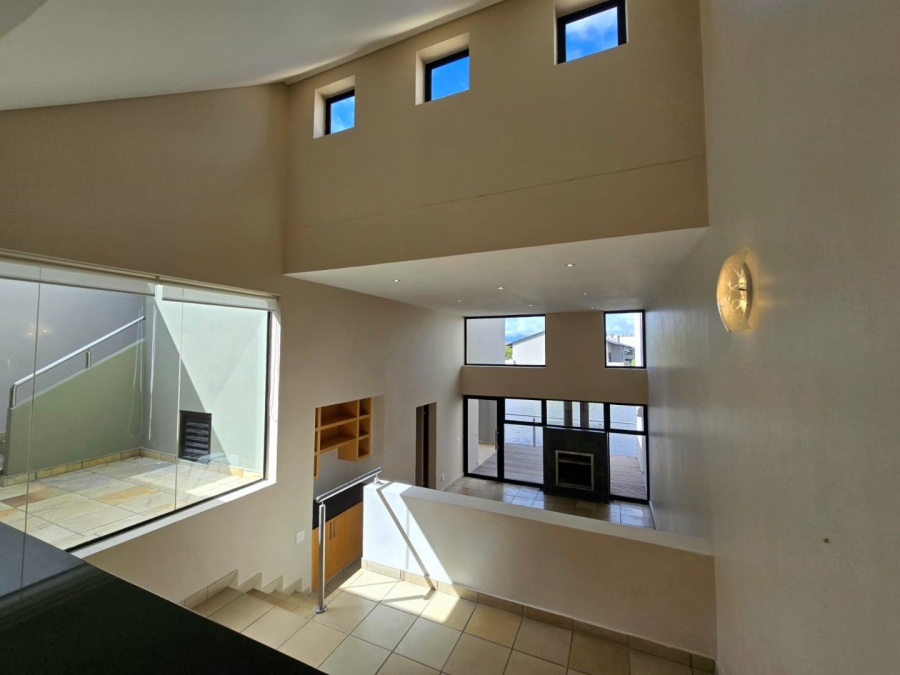 To Let 2 Bedroom Property for Rent in Oubaai Western Cape